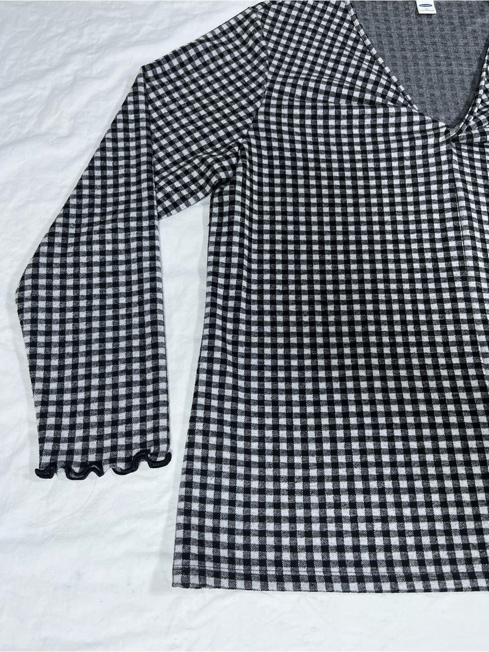 Old Navy Black & White Gingham V-Neck Women’s Top Twist Knot Extra Large - Picture 3 of 14